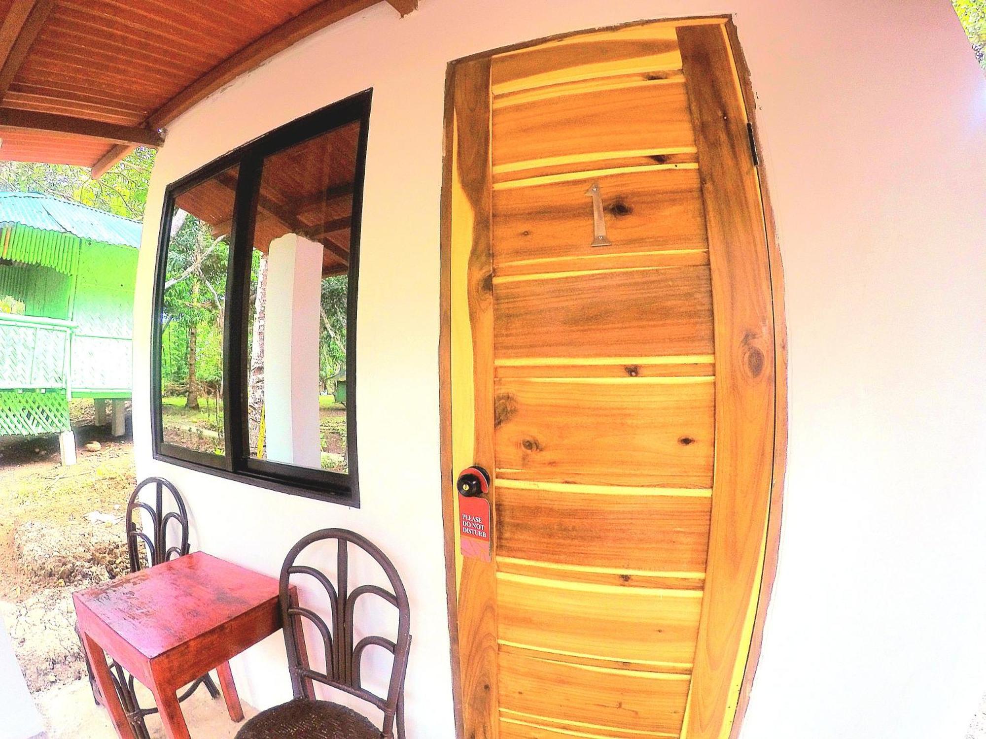 Al Hamra Jungle Resort (Adults Only) Puerto Princesa Exterior photo