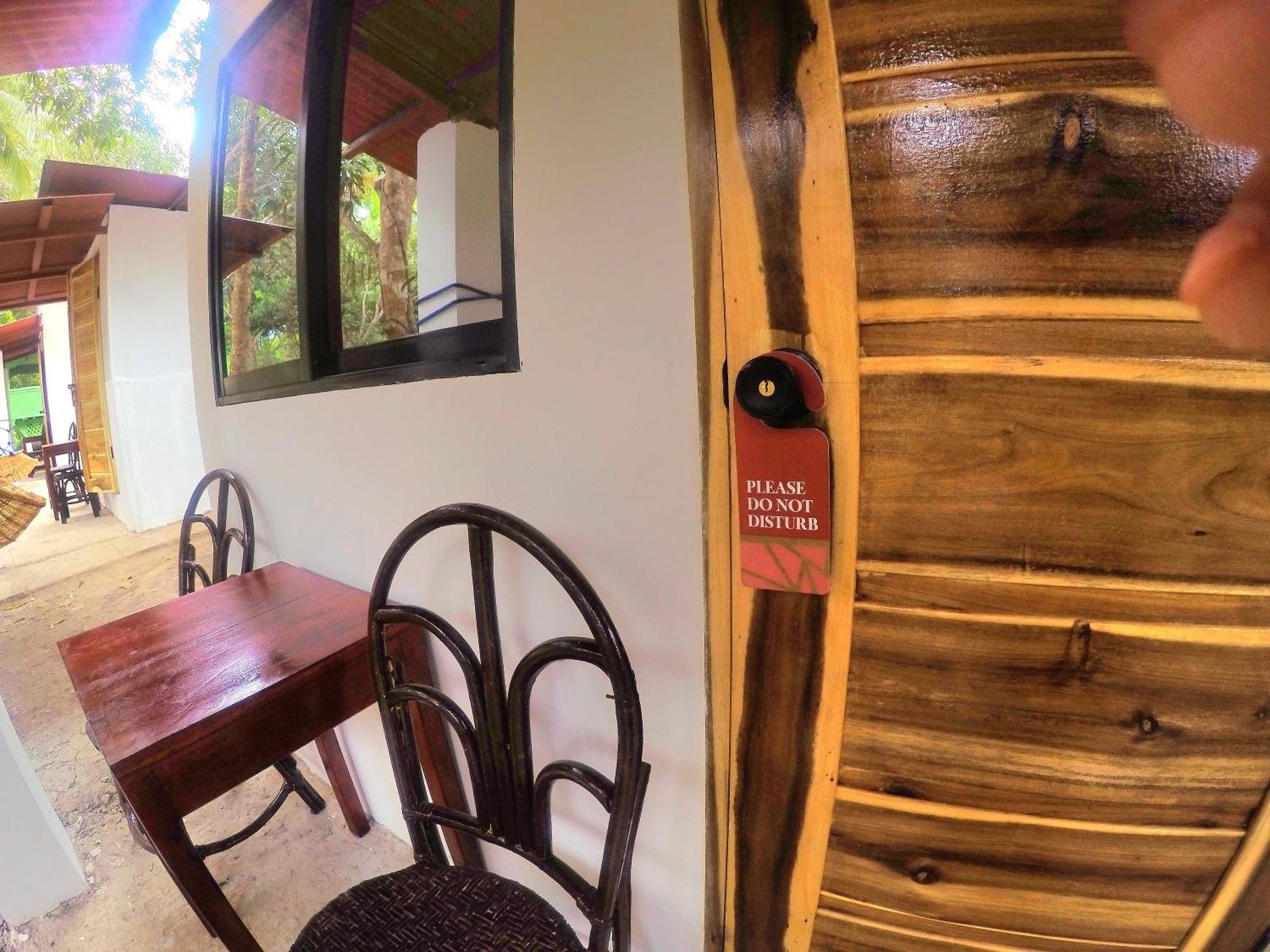 Al Hamra Jungle Resort (Adults Only) Puerto Princesa Exterior photo
