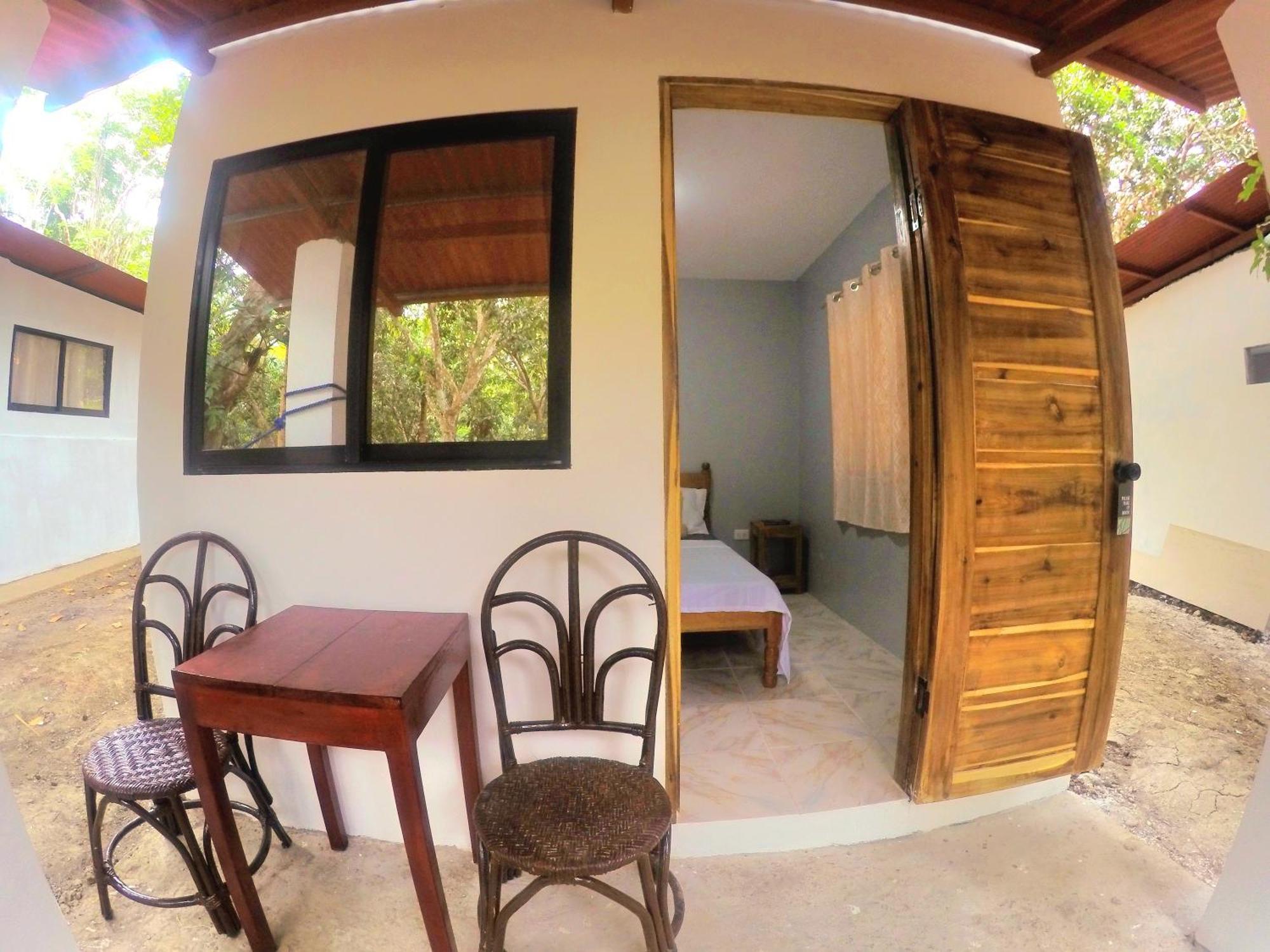 Al Hamra Jungle Resort (Adults Only) Puerto Princesa Exterior photo